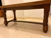 Masă din lemn masiv, stil rustic 