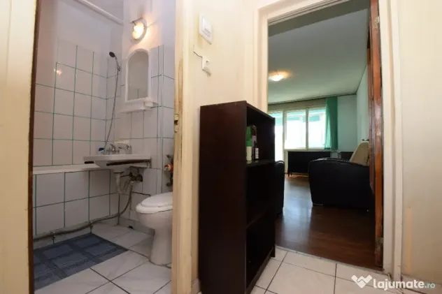 3 camere decomandat, 74 mp, metrou 1 Decembrie 1918 - Bucuresti (Bucuresti-Ilfov)