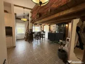 Apartament cu 3 camere in Floresti zona Tauti 