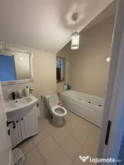 Apartament cu 3 camere in Floresti zona Tauti 