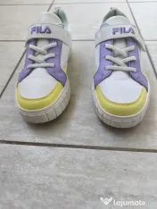 Adidași Fila - Mărime 35 - Stare buna,cu mici semne de uzura 