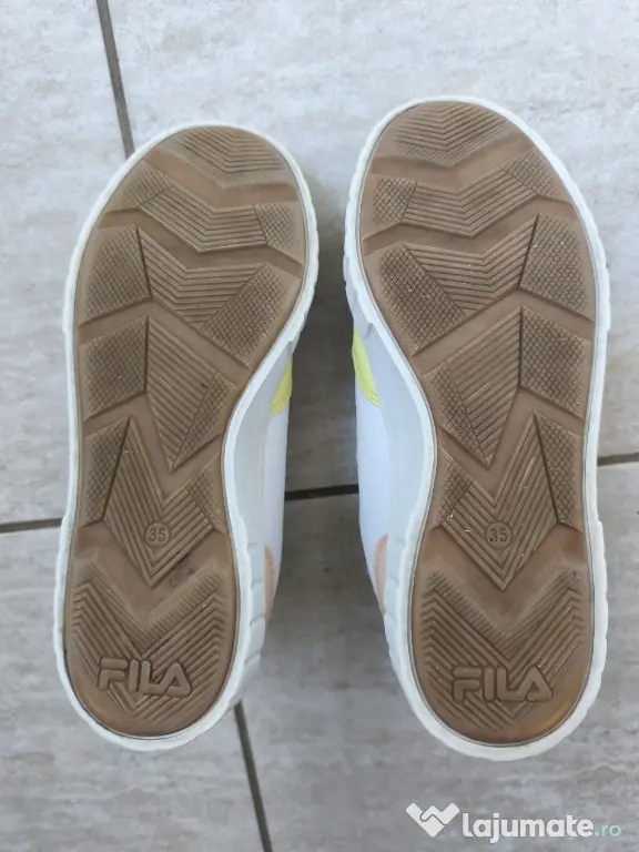 Adidași Fila - Mărime 35 - Stare buna,cu mici semne de uzura