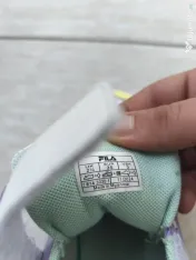 Adidași Fila - Mărime 35 - Stare buna,cu mici semne de uzura 