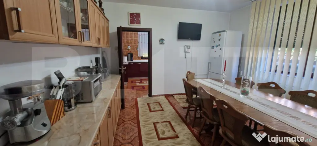 Vila spatioasa P+1, 270mp utili, 741 mp teren, Catargiu - Craiova (Dolj)