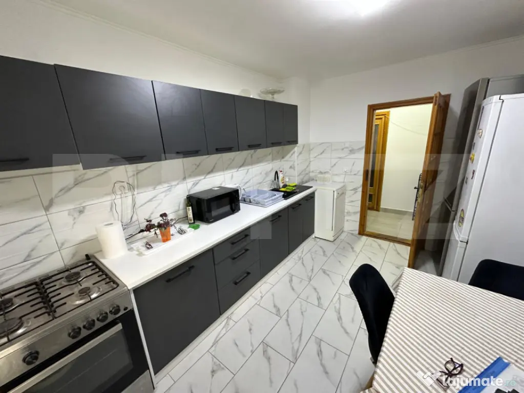 Apartament 4 camere, 2 bai, 78,59 mp, decomandat, zona Obcin - Suceava (Suceava)