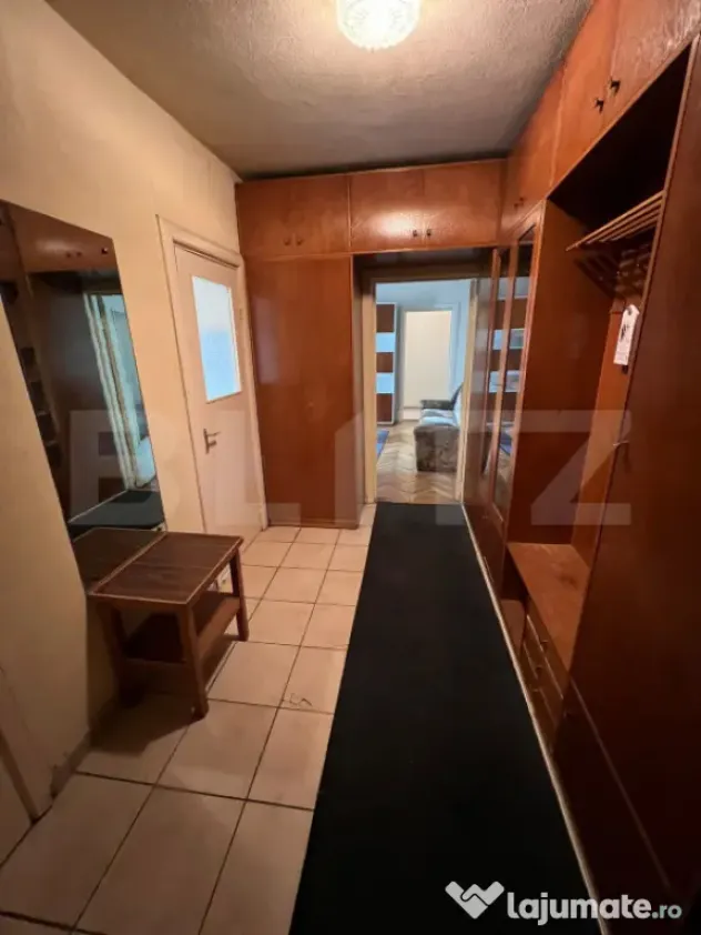 Apartament 3 camere, la doar 3 minute de Facultatea de Arte - Timisoara (Timis)