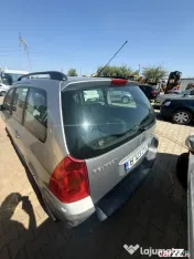 Peugeot 307 SW 1.6 HDi – 2005 – 500 €