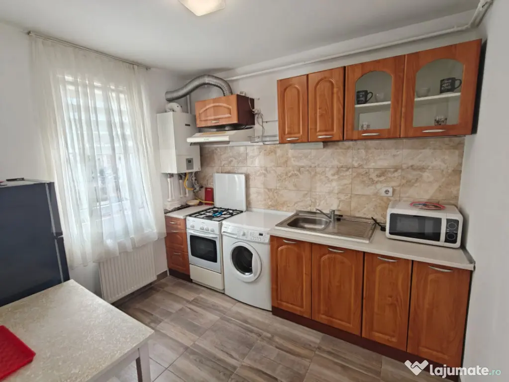 Apartament cu o camera, renovat, parcare, zona Cetatii - Floresti (Cluj)
