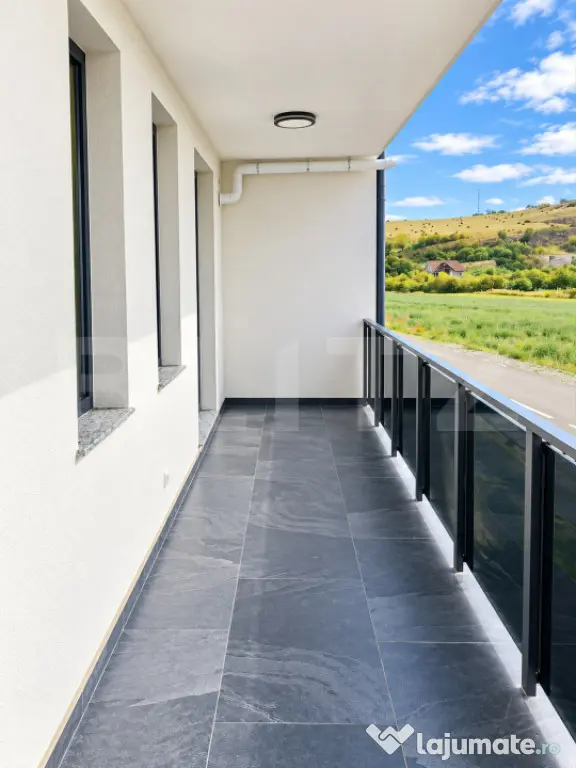 Apartament 3 camere, 64,5 mp + terasă, Zona de Sud, finisaj - Bistrita (Bistrita-Nasaud)