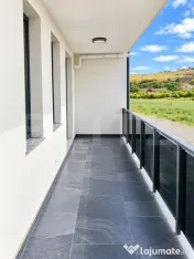 Apartament 3 camere, 64,5 mp + terasă, Zona de Sud, finisaj