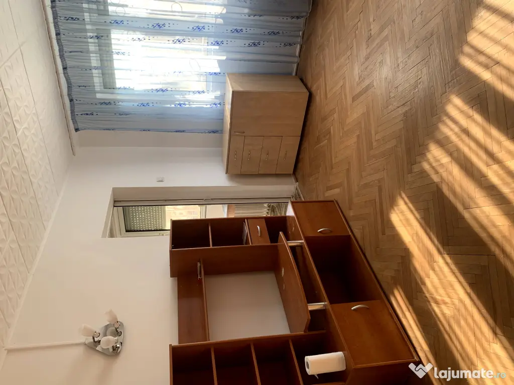 De Închiriat Garsonieră Zona Republicii