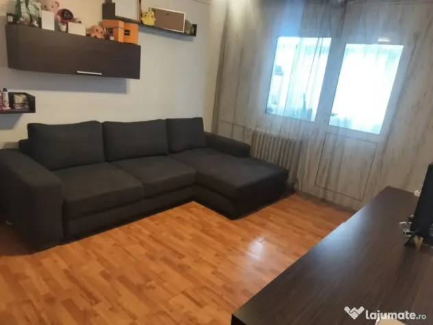 Aartament decomandata, 48 mp utili, zona Rovine - Craiova (Dolj)
