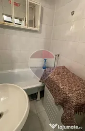 Garsoniera de vânzare 