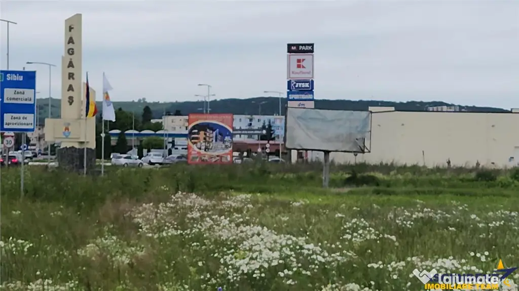 Teren intravilan 10.744 mp, Fagaras, zona comerciala,2 front - Fagaras (Brasov)