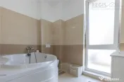 Casa de inchiriat cu 3 Dormitoare | Curte si Terasa | Brasov 