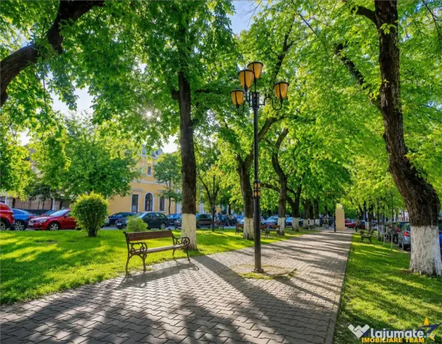 Casa cu doua cai de acces, 5 camere, 4 bai, garaj, langa Cet - Targu Mures (Mures)