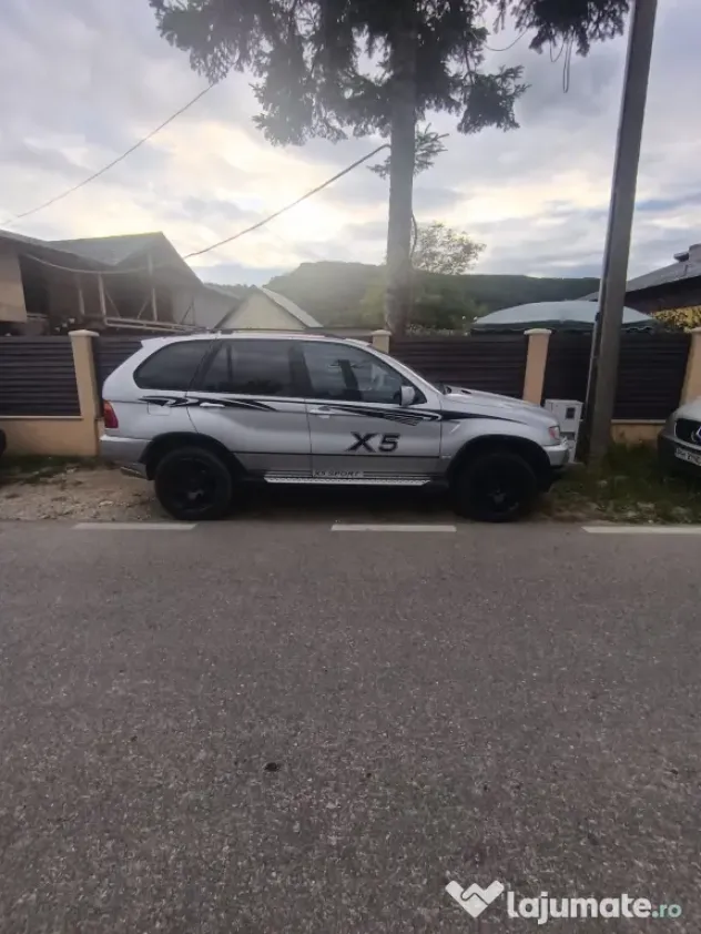 Vând BMW seria x5