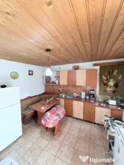 Casuta cu toate utilitatile si 2300mp teren la Catamaresti Deal 