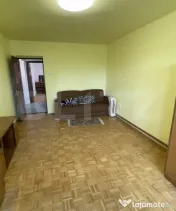 Inchiriere apartament complet utilat, cu centrală proprie 