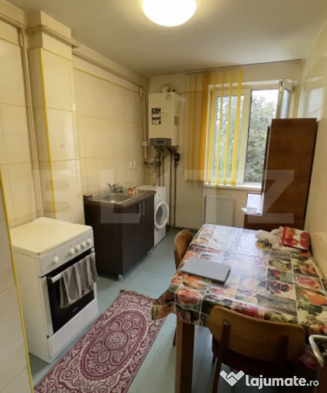 Inchiriere apartament complet utilat, cu centrală proprie - Pitesti (Arges)