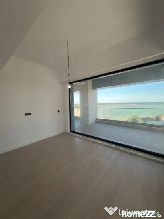 EXCLUSIVITATE Apartament PREMIUM CU VEDERE FRONTALĂ LA MAR - Constanta (Constanta)