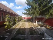 Casa de vanzare in Sinicolau Roman cu teren generos de 1200m 