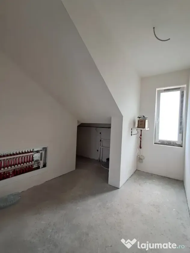 Casa P+E cu CF la zi Apahida central, sup.152 mp util,teren 601 mp. - Cluj-Napoca (Cluj)