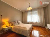 194 mp apartament de lux + 195 mp curte individuala, zona Ce 