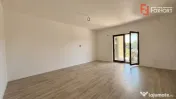 Duplex cu 3 camere si 2 bai pe parter, zona Albina 