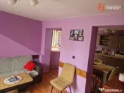 Casa individuala cu 9 camere, in Mosnita Noua, zona centrala 