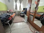 Apartament de vanzare cu 3 camere, la parter - zona Sag 