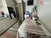 Apartament de vanzare cu 3 camere, la parter - zona Sag 