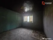 Casa individuala de vanzare cu 2 camere, in Arad, zona Lebad 