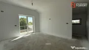 Duplex de vanzare 4 camere, langa Mega Image - Mosnita Noua 