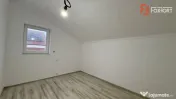 Duplex cu 4 camere, Parter + Mansarda, zona Sanandrei