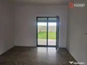 Duplex de vanzare cu 3 camere - zona Mosnita Noua 