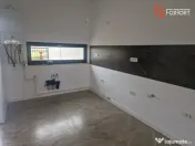 Duplex de vanzare cu 3 camere - zona Mosnita Noua 