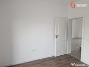 Duplex de vanzare cu 3 camere - zona Mosnita Noua 
