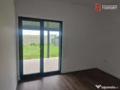 Duplex de vanzare cu 3 camere - zona Mosnita Noua 
