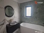 Duplex de vanzare cu 3 camere - zona Mosnita Noua 
