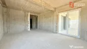 Apartament de vanzare cu 3 camere + 2 locuri de parcare - Dr 