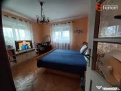 Casa individuala spatioasa cu 6 camere - Ghiroda 