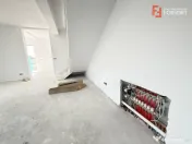 Duplex 4 camere situat la drum asfaltat, in Sacalaz 