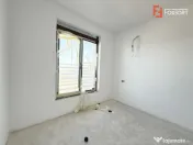 Duplex 4 camere situat la drum asfaltat, in Sacalaz 