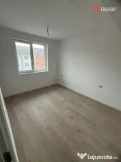 OCAZIE - Penthouse 3 camere pe 2 nivele, in Giroc 
