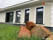 COMISION 0% Casa individuala cu 4 camere la rosu - Zona Giro 