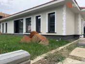 COMISION 0% Casa individuala cu 4 camere la rosu - Zona Giro 