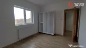 Apartament 3 camere la mansarda - 75mp utili, Zona Aradului