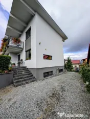 Casă individuala cu 4 camere, teren 450 mp și foișor în Florești 