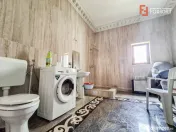 COMISION 0% - De vanzare casa individuala 770 mp utili in Re 